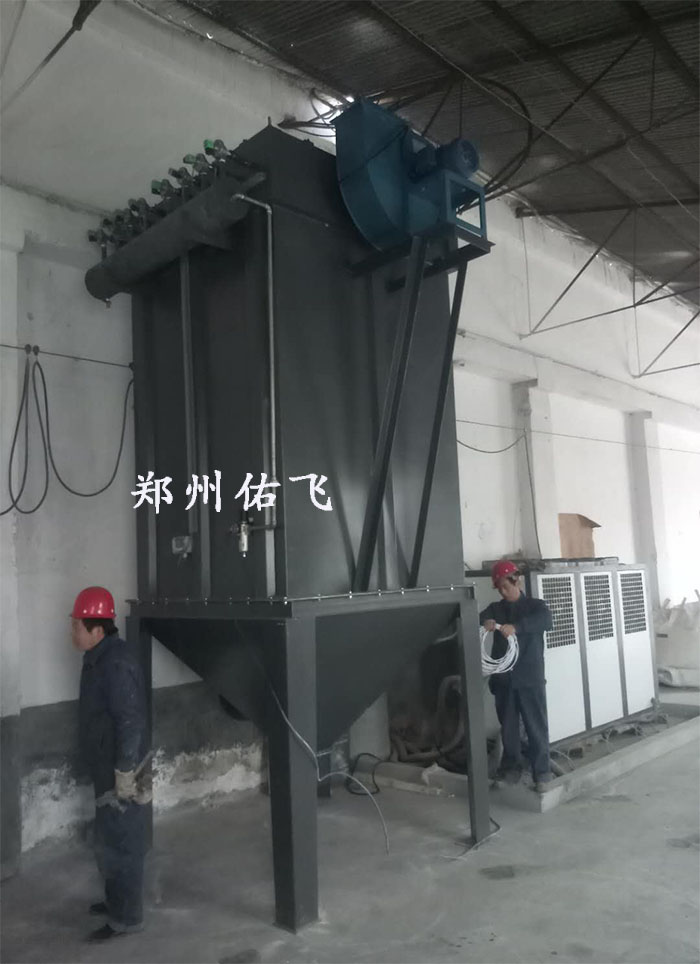 64袋布袋除塵器 鄭州佑飛2018年12月供應(yīng)新密廠家64袋除塵器設(shè)備。